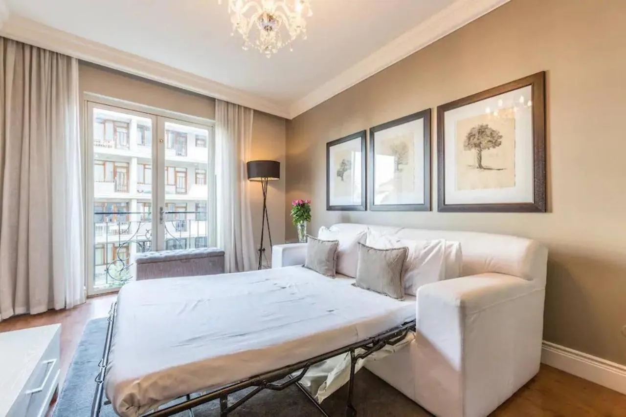 318 - 1Bdr Apartment Close To V&A Waterfront Cape Town